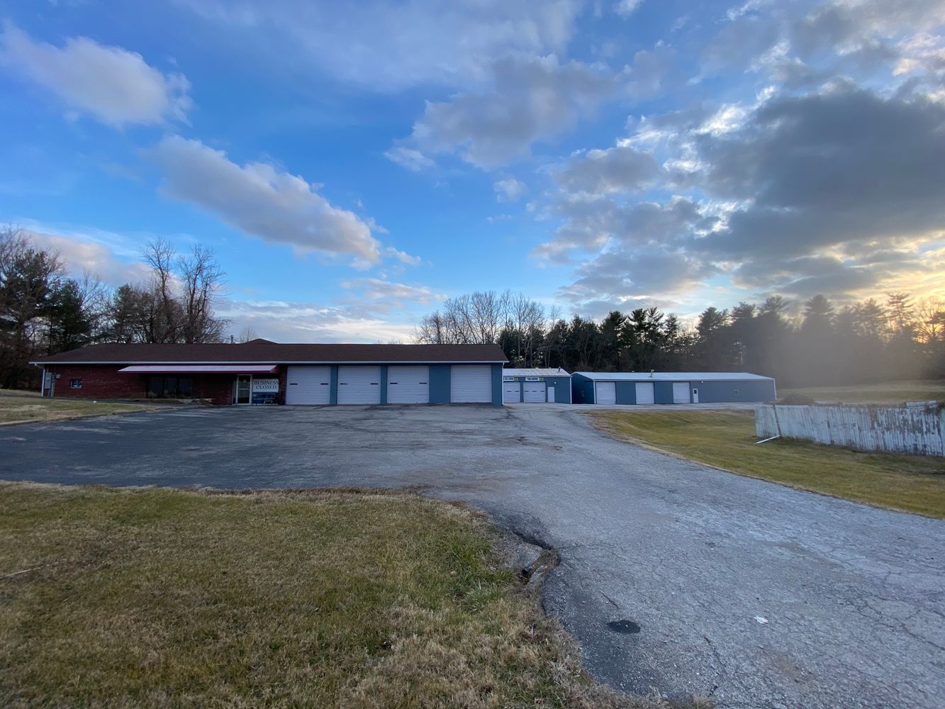 376 Cedar Creek Rd, Makanda, IL 62958
